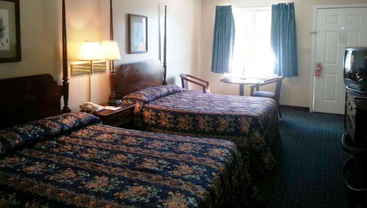 Stratford Motor Motel 2*